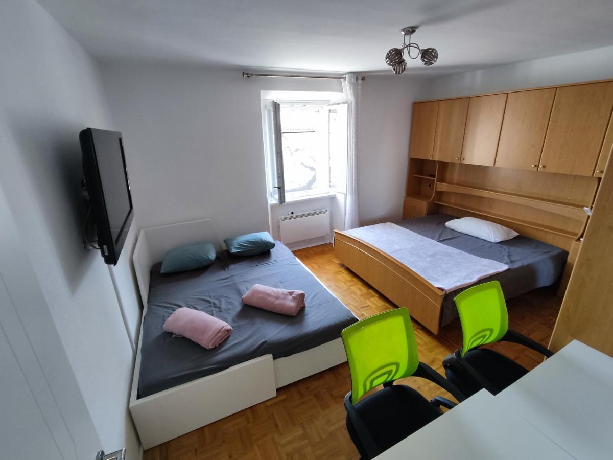 Silvo Apartments Копер Екстер'єр фото